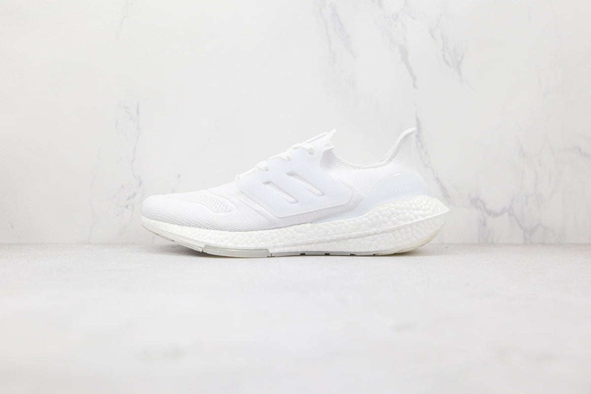 Adidas Ultraboost 22 Triple White