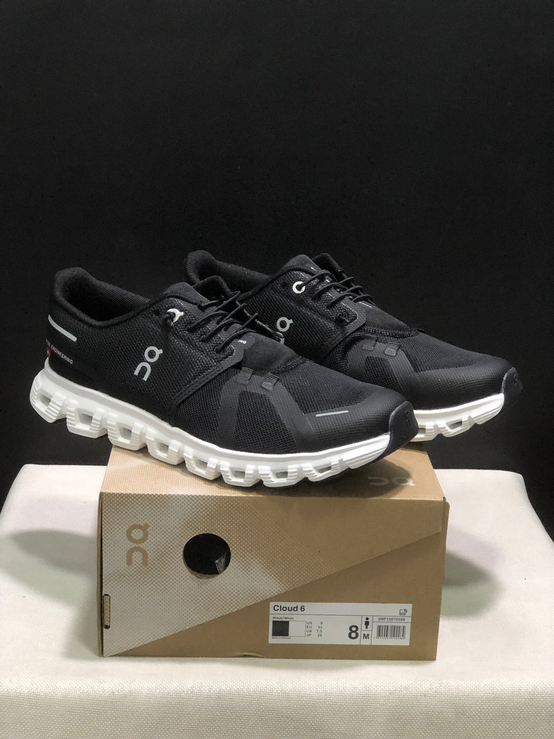ON CLOUD 6 Preto