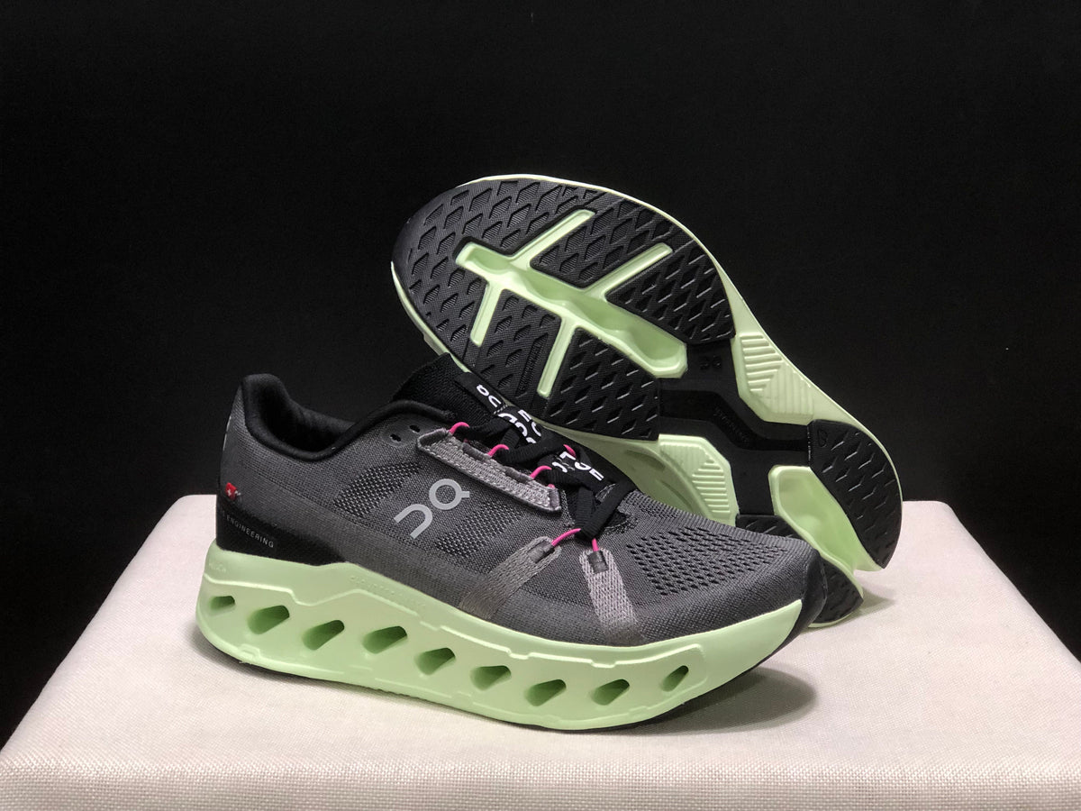 ON CLOUDECLIPE ROCK/LIMA