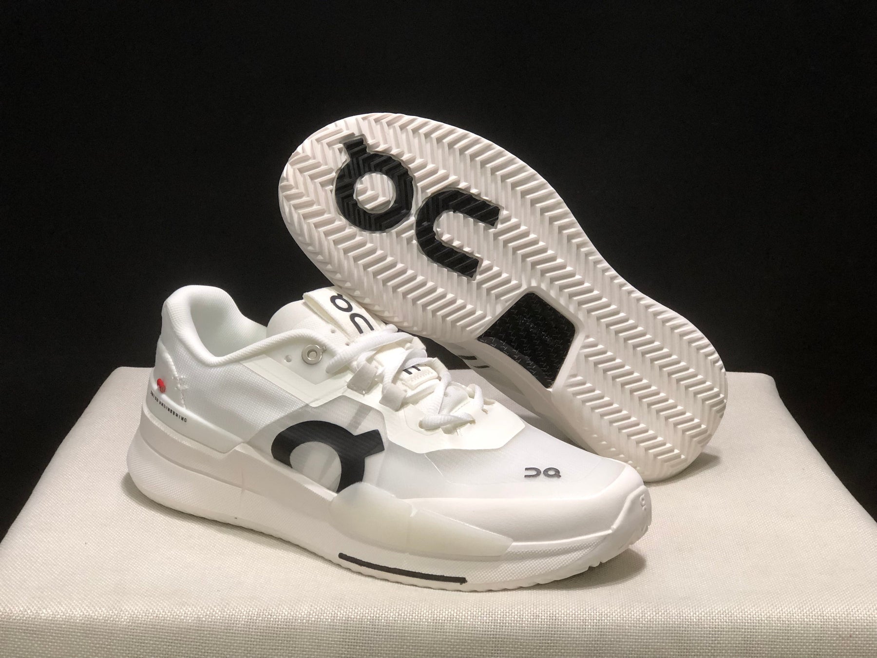 ON THE ROGER PRO 2 BRANCO
